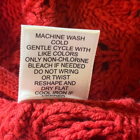 Sincerely Jules Two-Tone Red & Pink Fie front cropped Sweater, size: Small - Picture 9 of 9